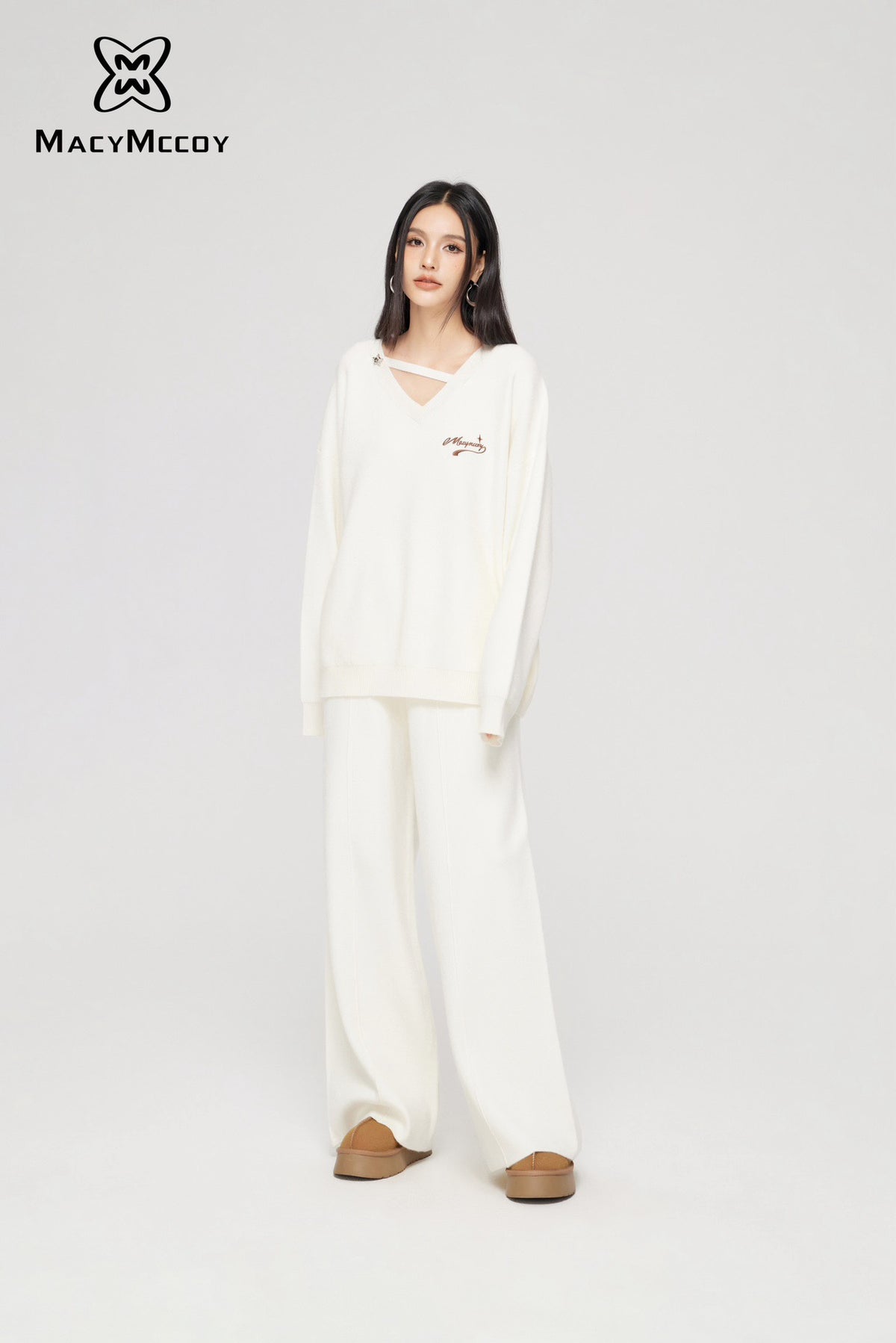 MacyMccoy Casual Knit Suit - White