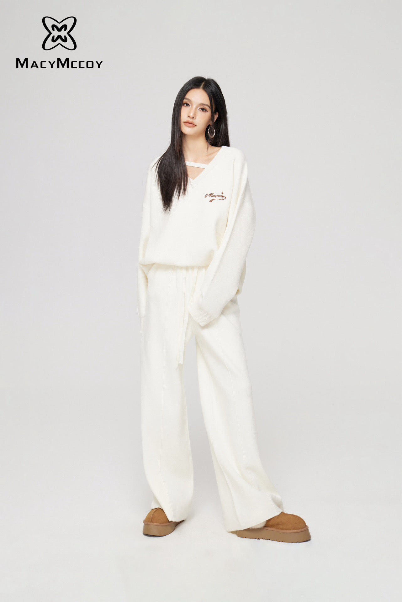 MacyMccoy Casual Knit Suit - White