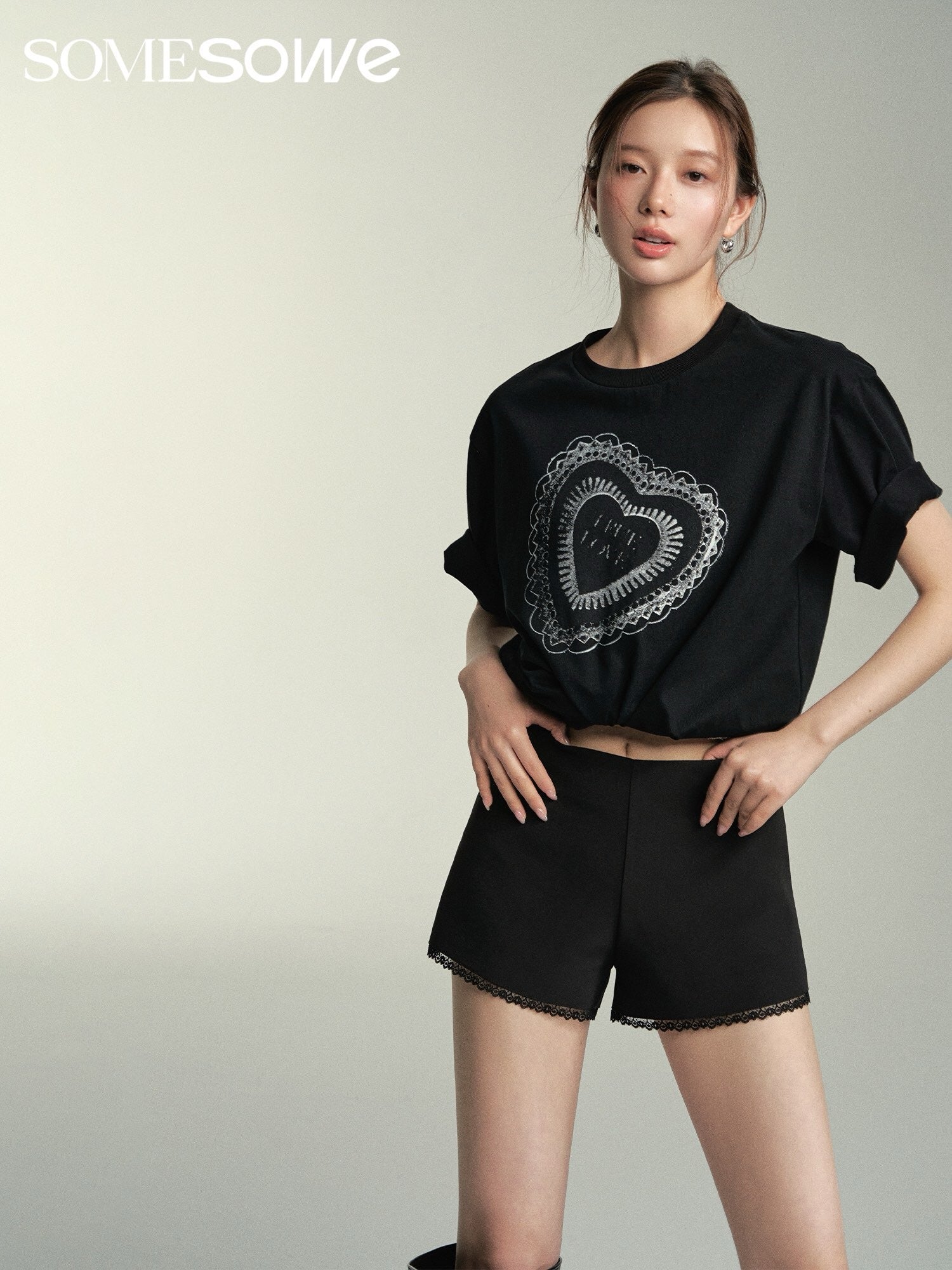 SOMESOWE Lace Heart Short-Sleeve T-Shirt - Black