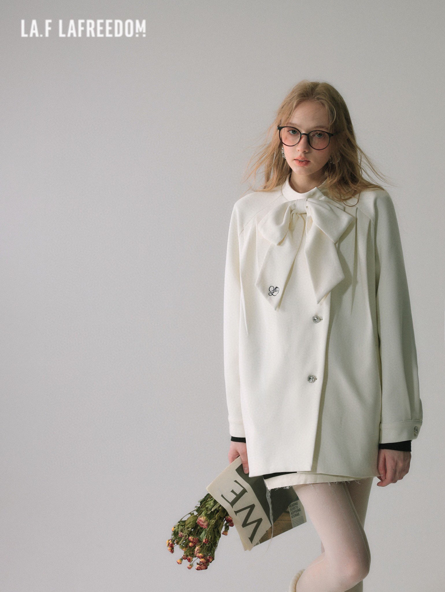 La Freedom Bow Tie Cape Coat-White